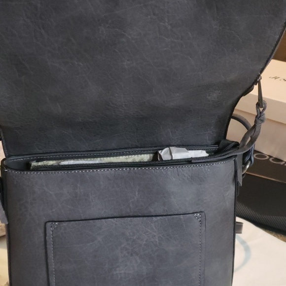 Purse - Picture 6 of 8